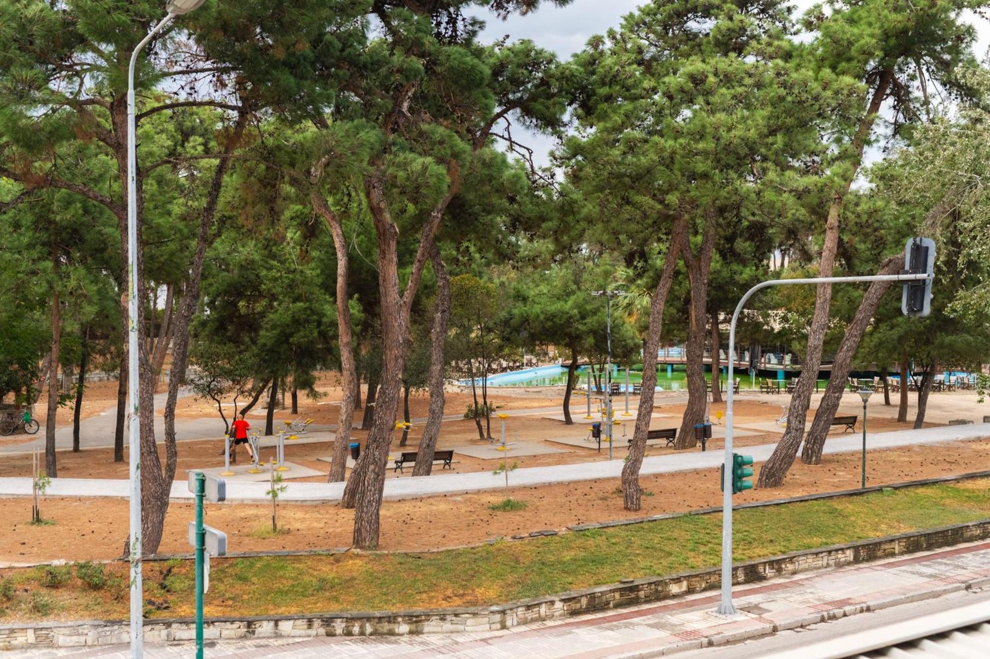Paralion Town Apartments Alexandroupoli Bagian luar foto