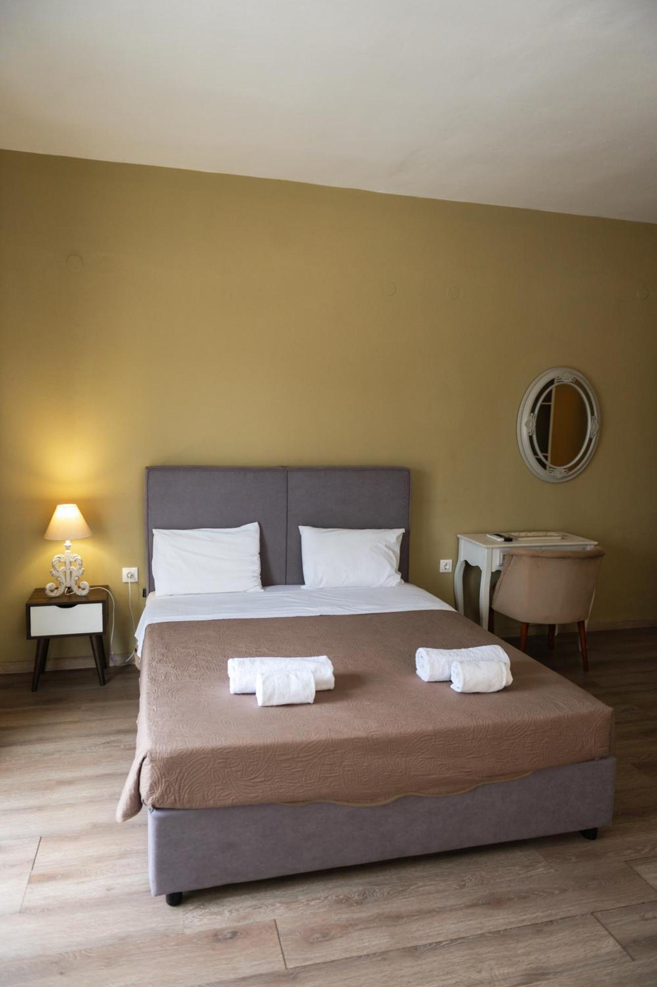 Paralion Town Apartments Alexandroupoli Bagian luar foto